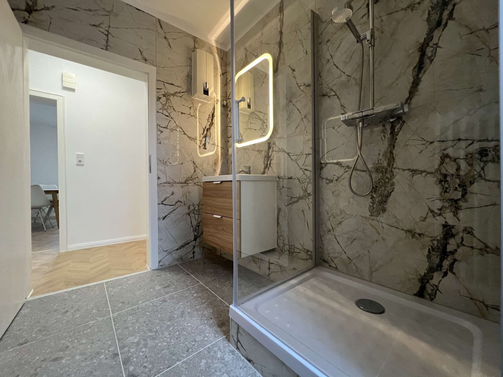Badezimmer 2